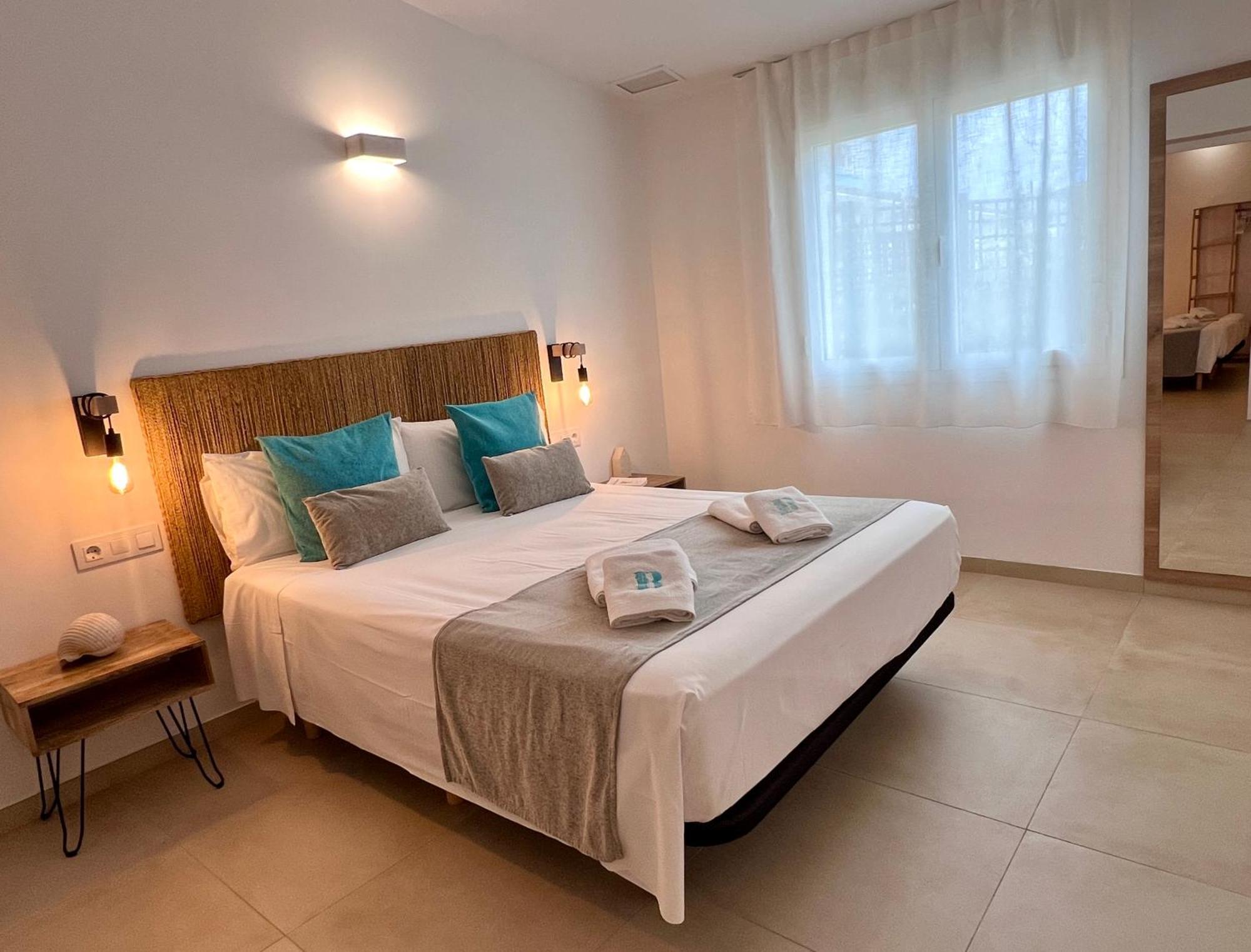 Bamblue Boutique Apartments Pineda de Mar Exterior foto